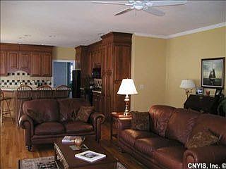 3rd image of 101 Falcon Nest Ln