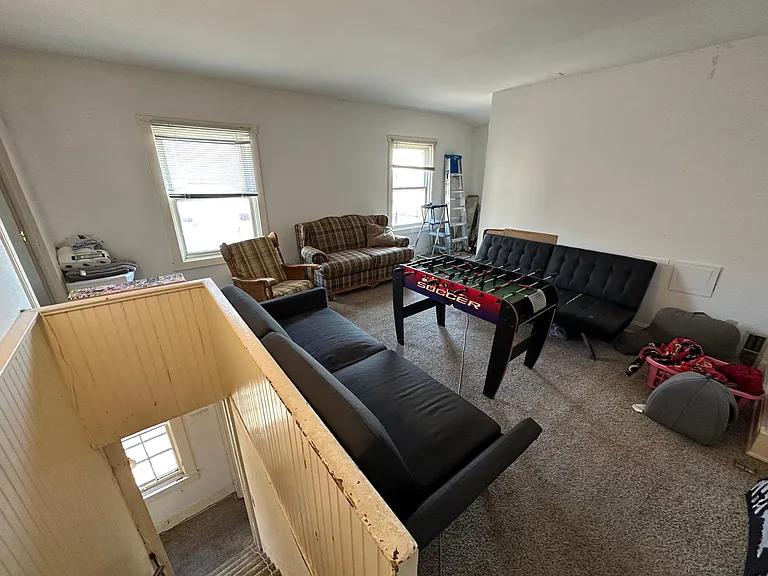 269 Emming St — Photo 12