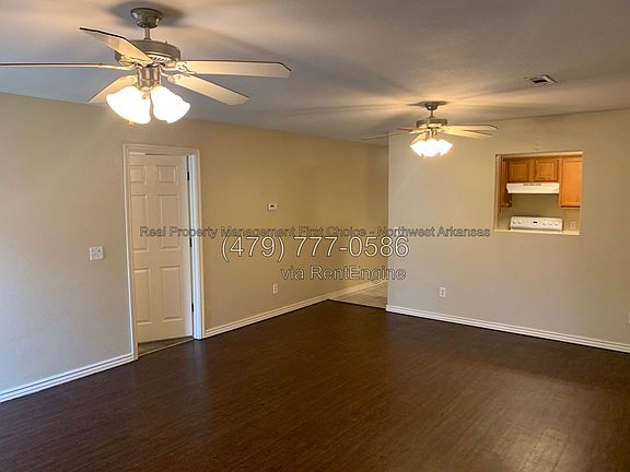 5th image of 226 Graystone Cir