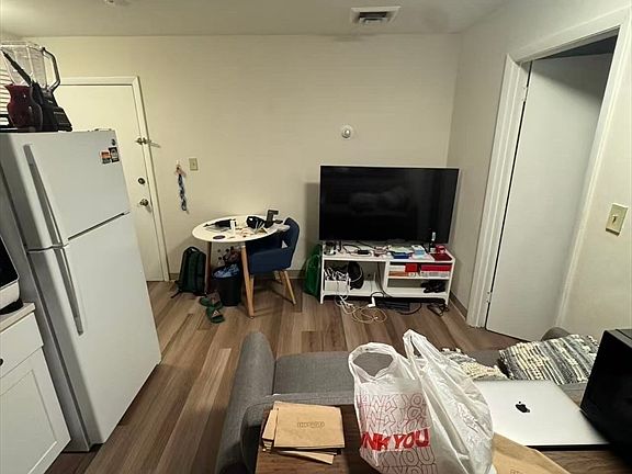 3rd image of 65-65-65A Beach St