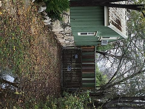 2nd image of 5821 Wall Ave