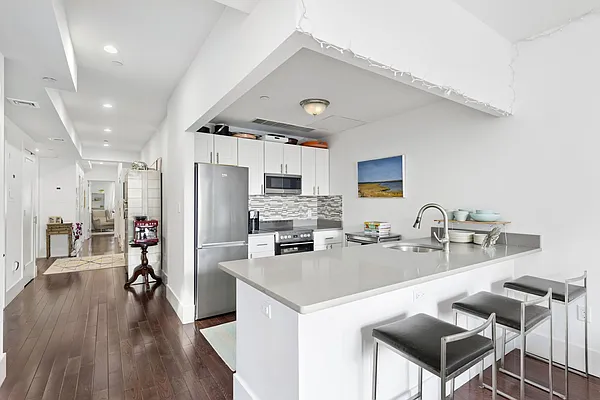 Rented by Compass | media 11