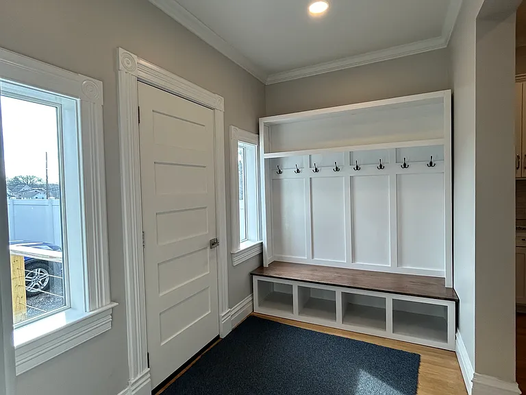 931 Oakland Ave — Photo 10