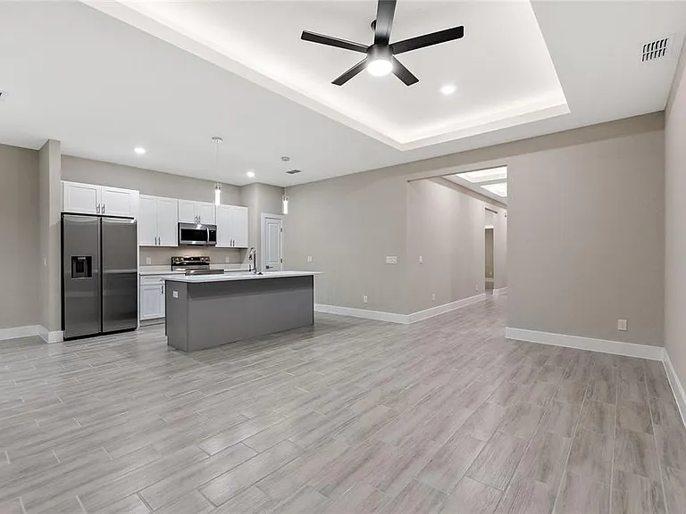 330 Royal Palm Way — Photo 26