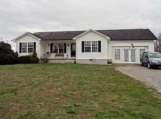 83 Deep Water Rd, Crossville, TN 38571