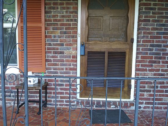 2nd image of 1113 Lanford Cir