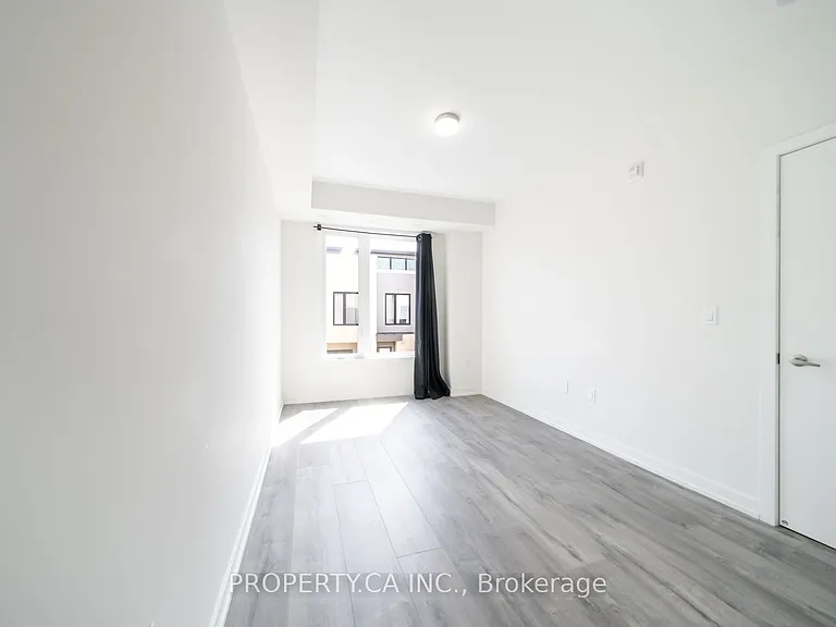 3550 Colonial Dr #16 — Photo 18