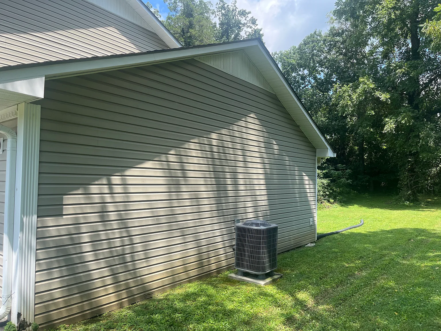 290 Shenandoah Dr — Photo 4