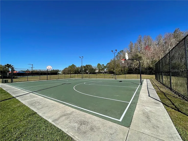 18044 Java Isle Dr — Photo 32