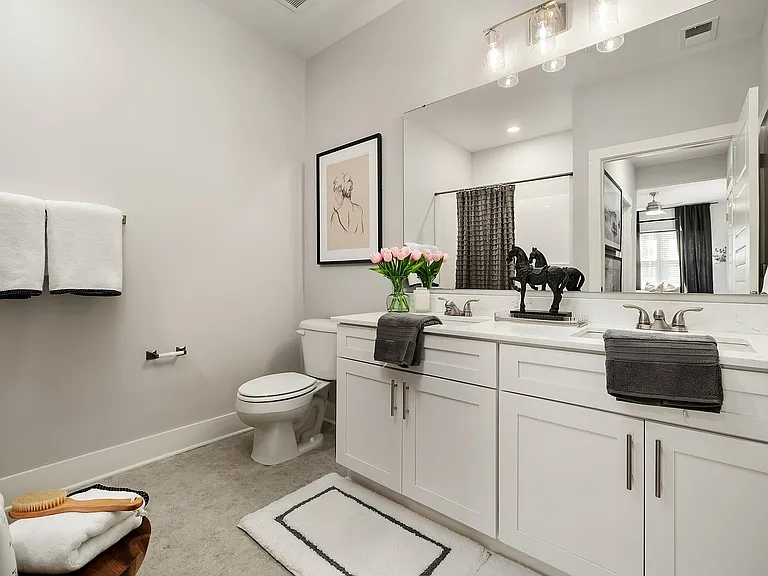 Encore Luxury Residences — Photo 24