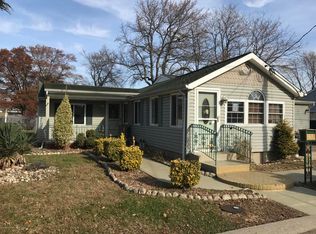 45 Krueger Pl, Middletown, NJ 07748