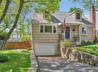 8 Filbert Rd, Norwalk, CT 06851