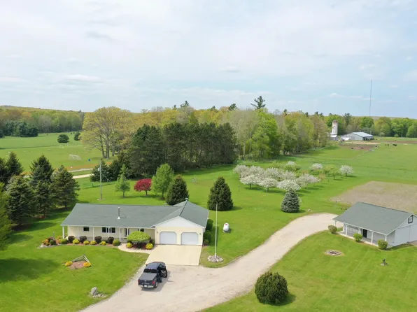 3274 W Clear Lake Rd, West Branch, MI 48661