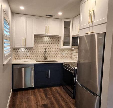 3rd image of 13 Lake Vista Trl APT 203