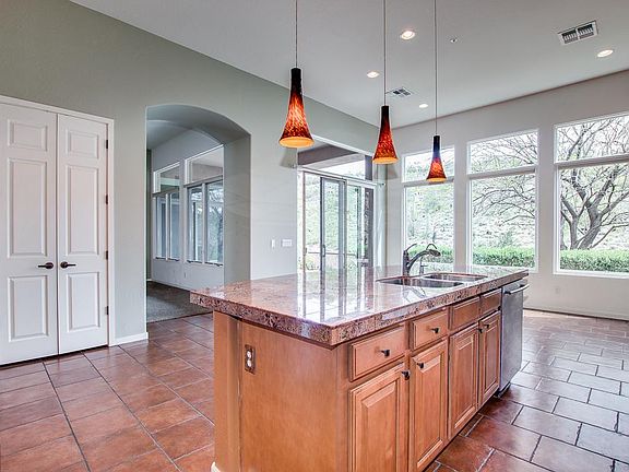 4th image of 12659 N 146th Way