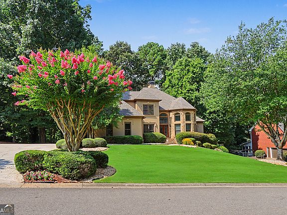 3rd image of 1455 Lockridge Dr
