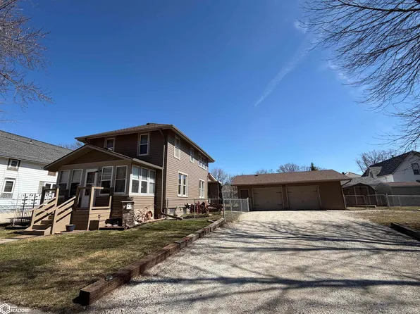 107 10th St N, Humboldt, IA 50548