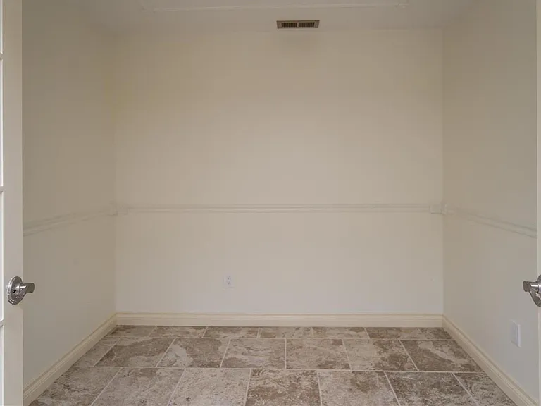 7244 White Buffalo Rd — Photo 18