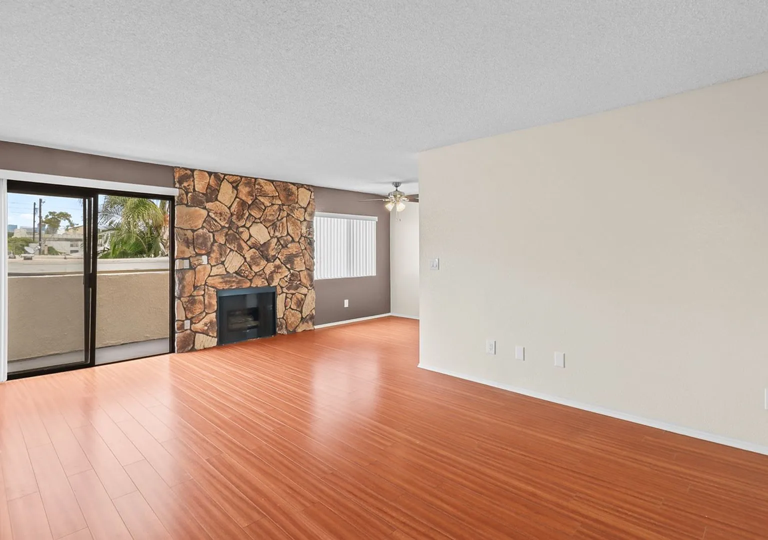 1816 Purdue Ave — Photo 3