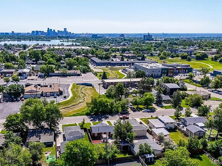 Edgewater/Lakewood