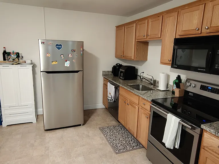 41 Walnut St #44 — Photo 3