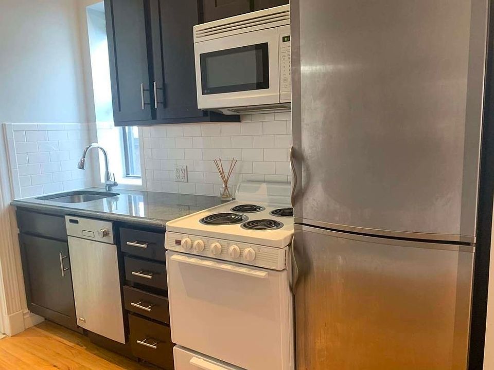 1st image of 328 E 85th St #5
