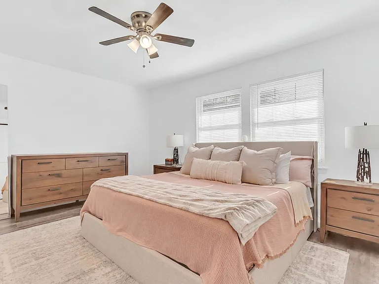 7616 Riverbrook Dr #6 — Photo 14