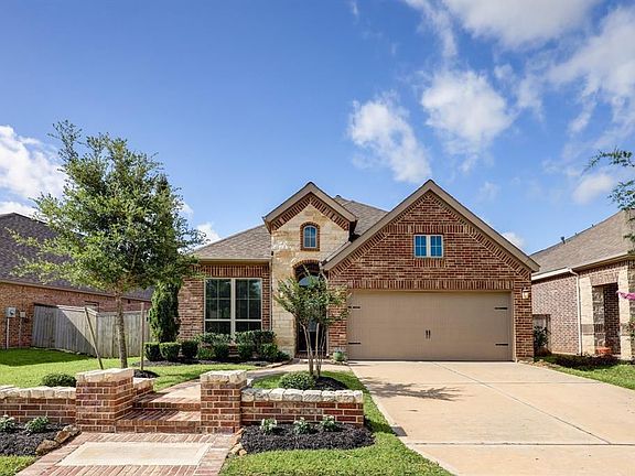 2nd image of 19311 Blueberry Cedar Dr