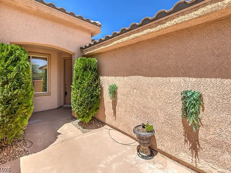 5389 Progresso St — Photo 5