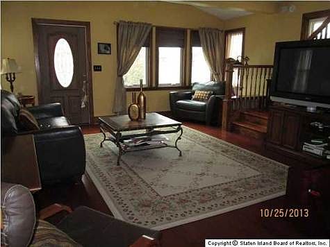 5th image of 77 Winthrop Pl
