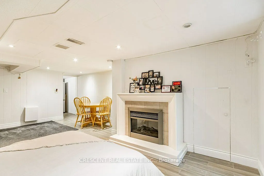 Studio, $1,600 — Photo 4