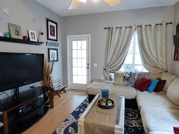 3rd image of 163 Wildflower Ln