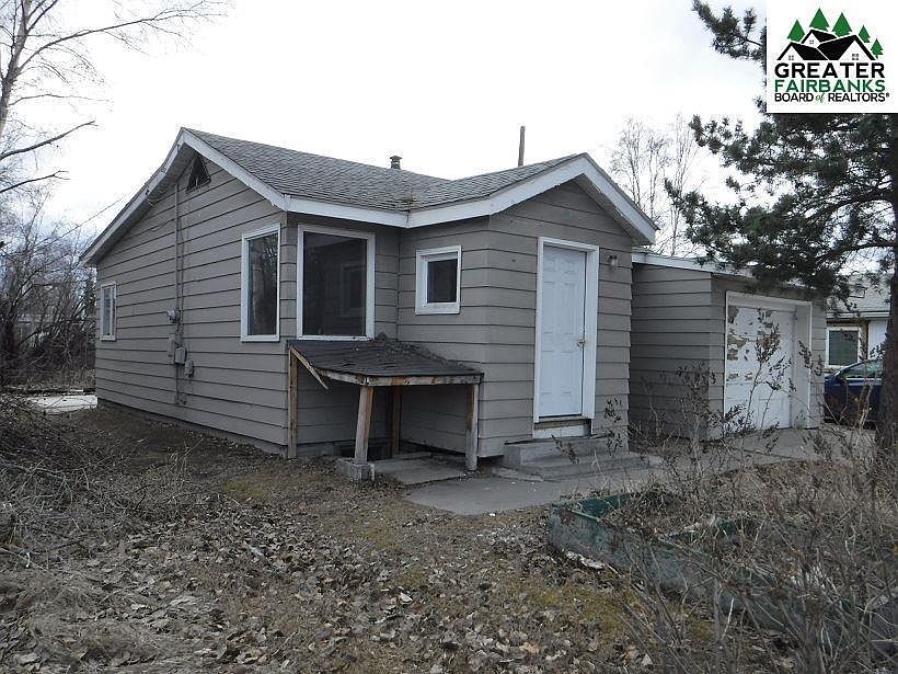 1st image of 713 17th Ave