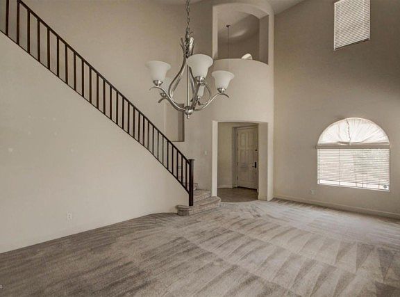 5th image of 291 W Wisteria Pl