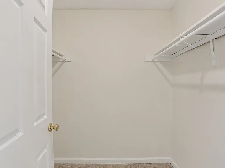 2429 Kennedy Ct — Photo 22