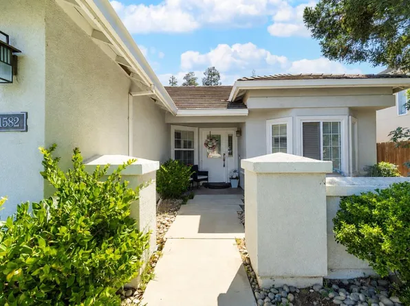 1582 Queensland Ave, Manteca, CA 95337