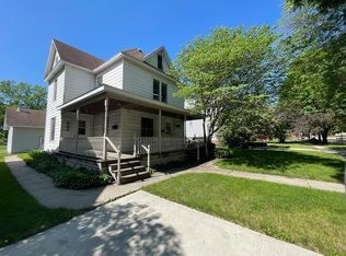 622 7th St, Ames, IA 50010