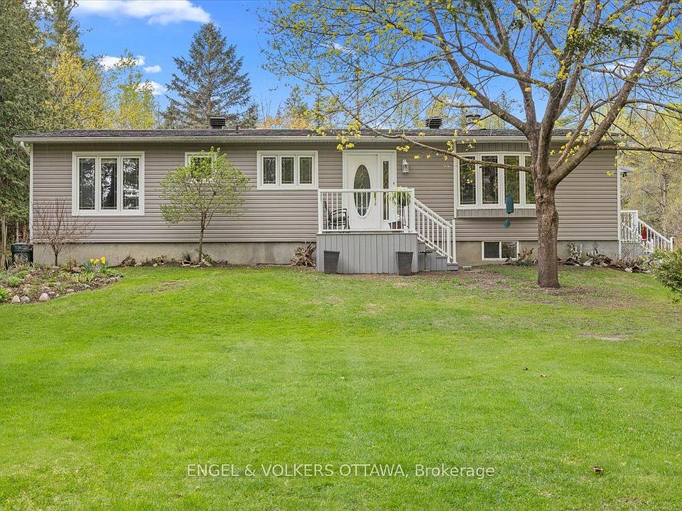 1st image of 4841 Torbolton Ridge Rd
