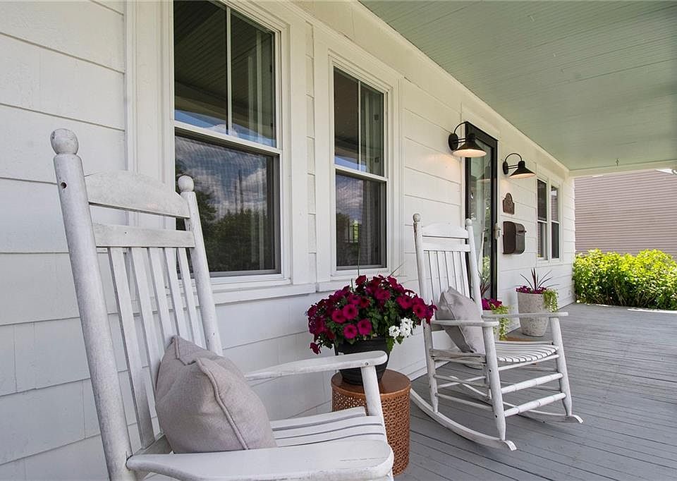 101 Turner Ave, Cranston, RI 02920 Zillow