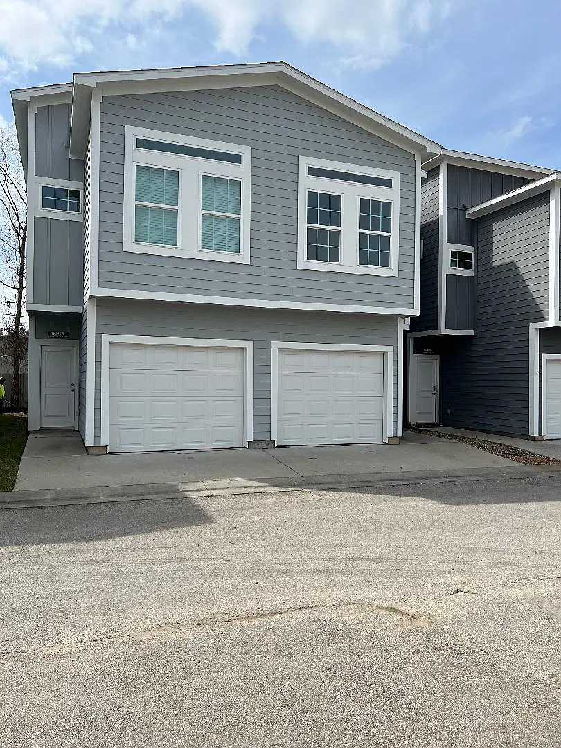 Building Photo - 18819 Luminescent Ln