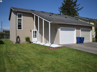 225 Cypress St, Brookings, OR 97415
