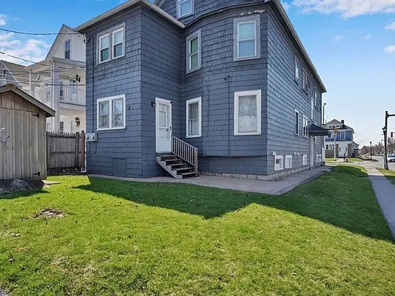 497 Colvin Ave — Photo 13