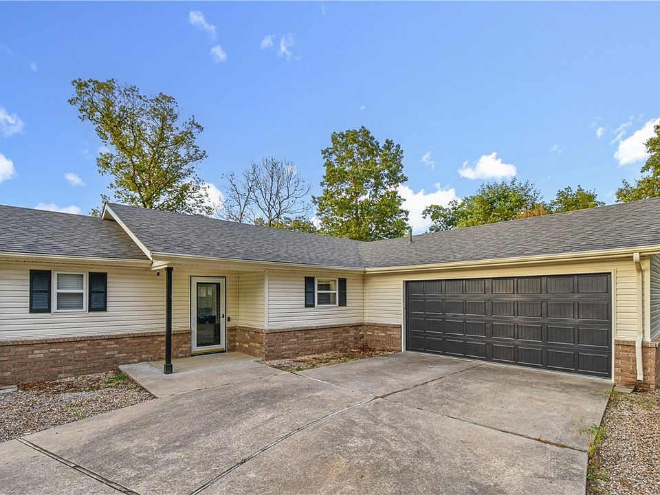 1st image of 57 Melanie Dr