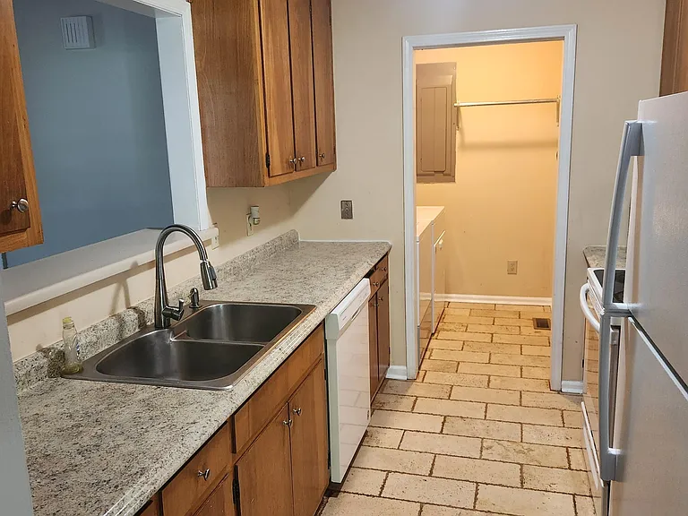 152 Oliver Dr — Photo 24