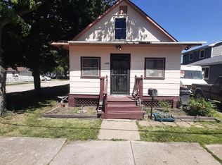 1402 Wright St, Bloomington, IL
