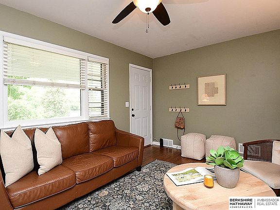 4th image of 6144 Seward St