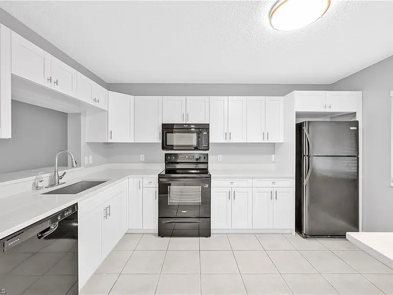 7791 Esmeralda Way #L-103 — Photo 4