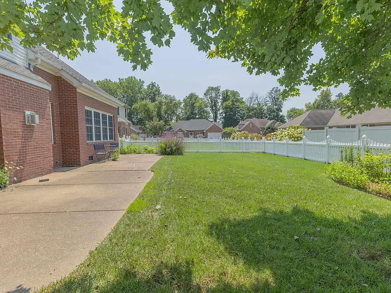 4595 Prescot Dr — Photo 31