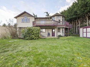 1198 Rutland Pl, Camano Island, WA 98282