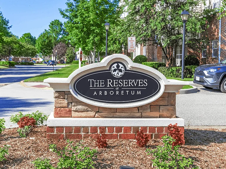 The Reserves at Arboretum Apartments — Photo 24